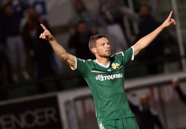 Πρόταση παραμονής στο «τριφύλλι» έως το 2018 στον Μπεργκ