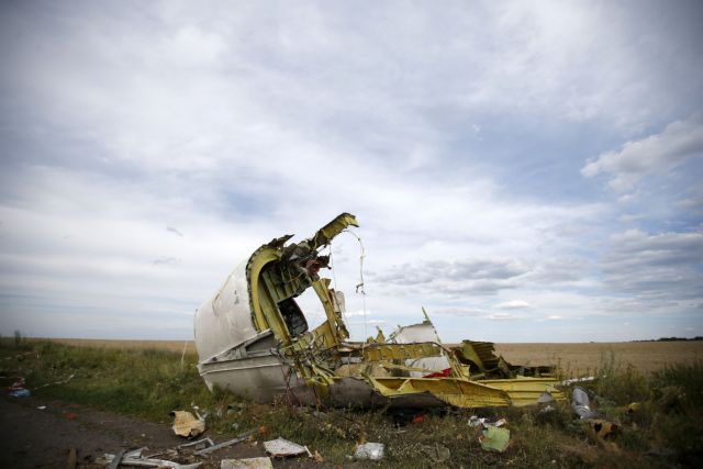 Ρώσοι «είδαν» μαχητικά κοντά στο Boeing που συνετρίβη στην Ουκρανία