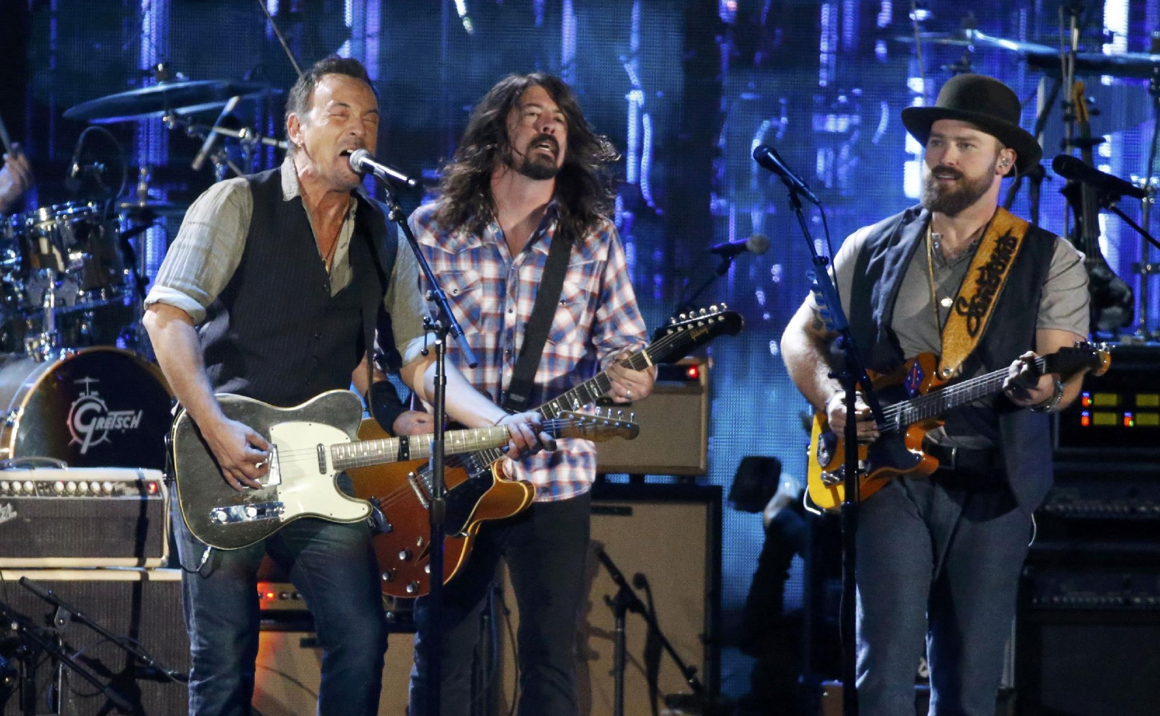 ΗΠΑ: Το τραγούδι που δίχασε τους συμμετέχοντες στην Ημέρα των Βετεράνων