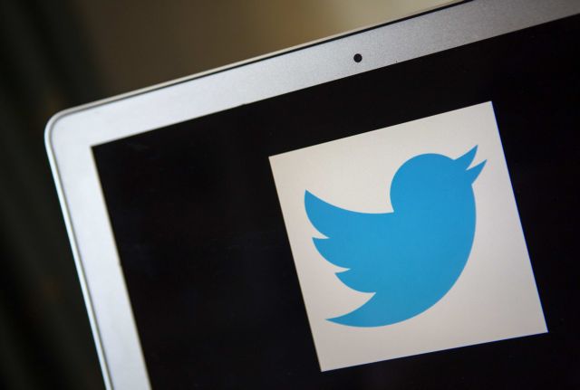 Twitter: Προσβάσιμος στους χρήστες o θησαυρός των «τιτιβισμάτων» του