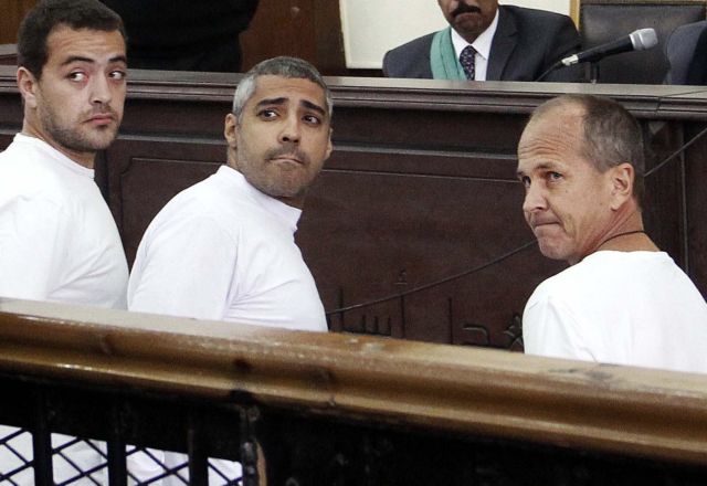 Αίγυπτος: Ελπίδες αποφυλάκισης για δύο δημοσιογράφους του Al Jazeera