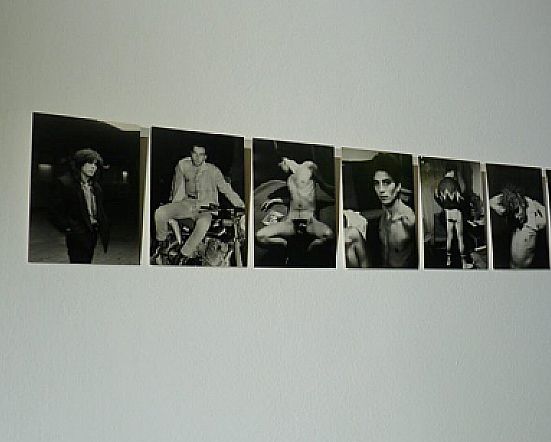 Κύπρος: Η αστυνομία «ξήλωσε» έκθεση φωτογραφίας της τρανς Πάολας