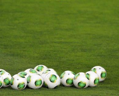 Επανέναρξη και πρόεδρος στο επίκεντρο για τη Σούπερ Λιγκ