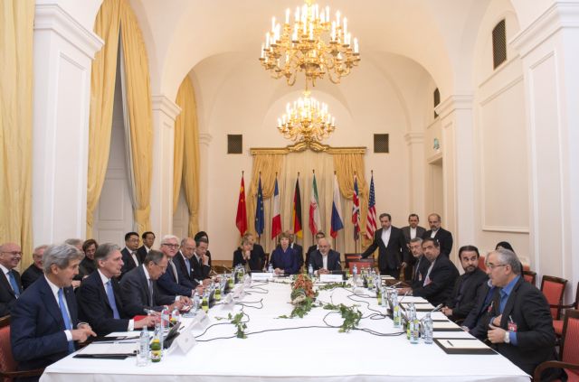 Παρατείνονται έως τον Ιούνιο του 2015 οι συνομιλίες για τα πυρηνικά του Ιράν