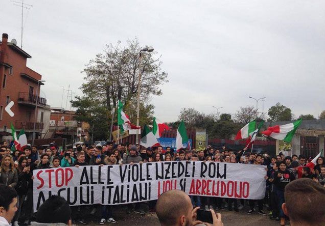 Ρώμη: Η νεοφασιστική Casa Pound εμπόδισε παιδιά Ρομά να πάνε στο σχολείο