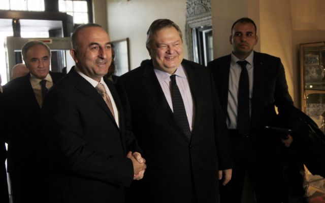 Βενιζέλος: Παραβιάζονται τα κυριαρχικά δικαιώματα της Κύπρου