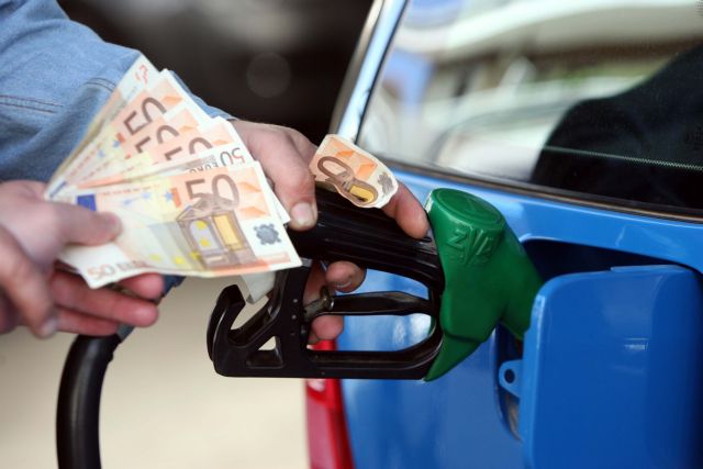 Ακριβή η βενζίνη στην Ελλάδα σύμφωνα με κατάταξη του Bloomberg