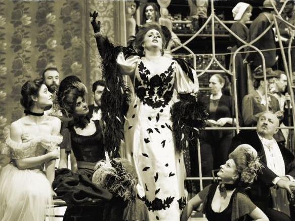 Για τις 9 Δεκεμβρίου μετατέθηκε η πρεμιέρα της όπερας «Μποέμ»
