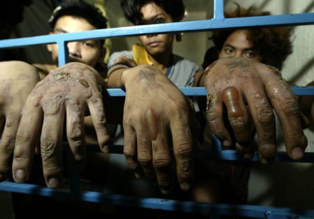 Διεθνής Αμνηστία: Τα βασανιστήρια είναι διαδεδομένη τακτική σε 141 χώρες