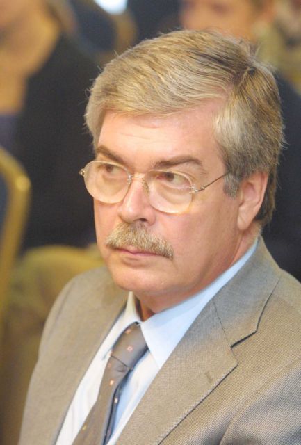 Πέθανε ο πρώην υπουργός του ΠΑΣΟΚ, Γιώργος Πέτσος