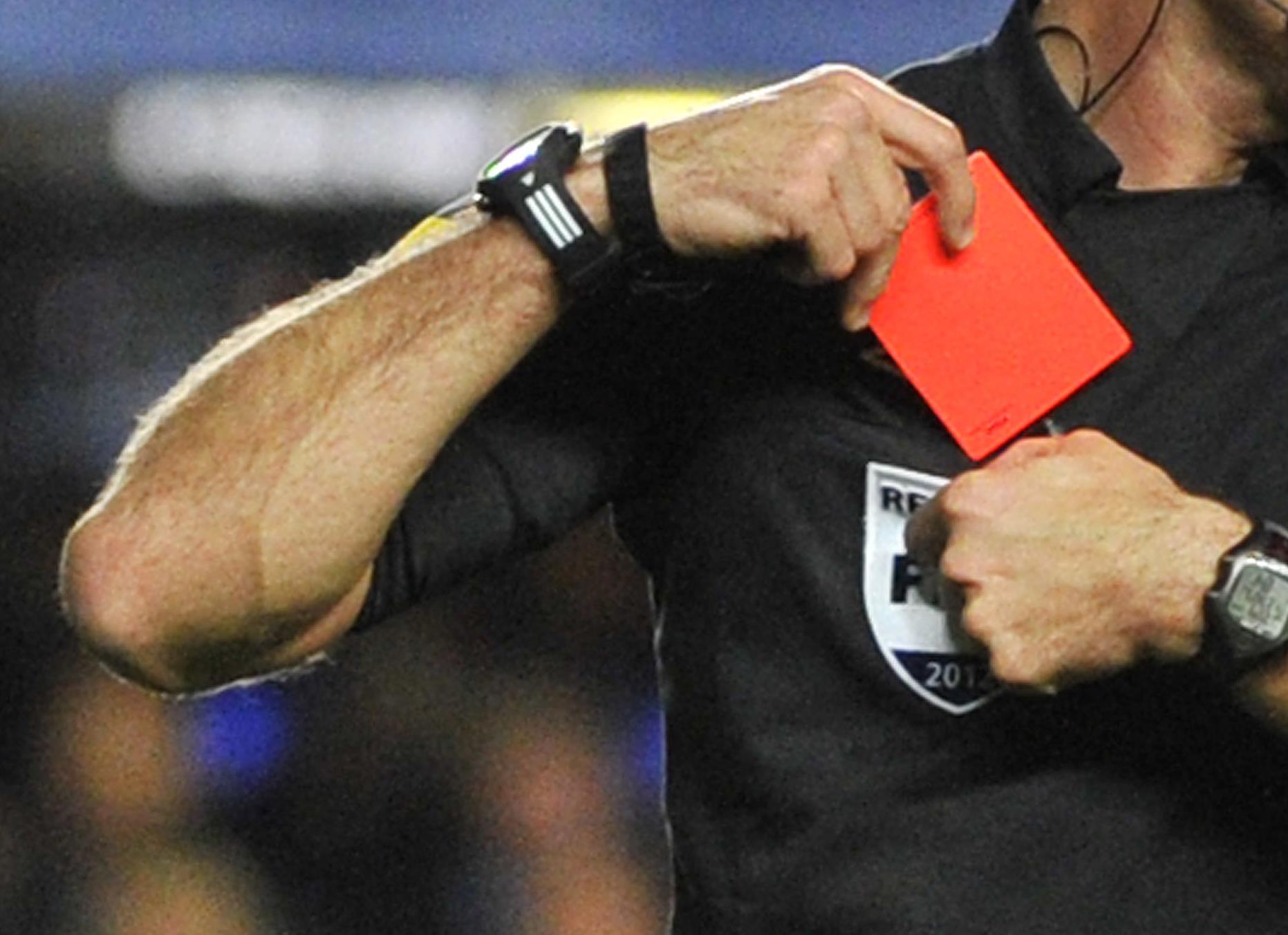 Η ΚΕΔ διέγραψε τον Παπανδιανόπουλο από τα μητρώα διαιτησίας