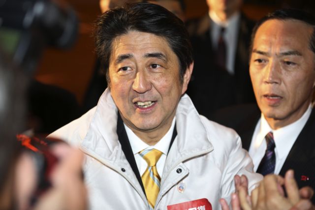 Πλειοψηφία 2/3 αποσπά ο Άμπε στις πρόωρες εκλογές της Ιαπωνίας