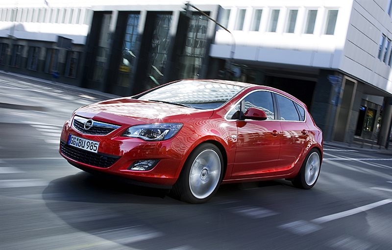 Ανάκληση για 5.059 Opel Astra (J)