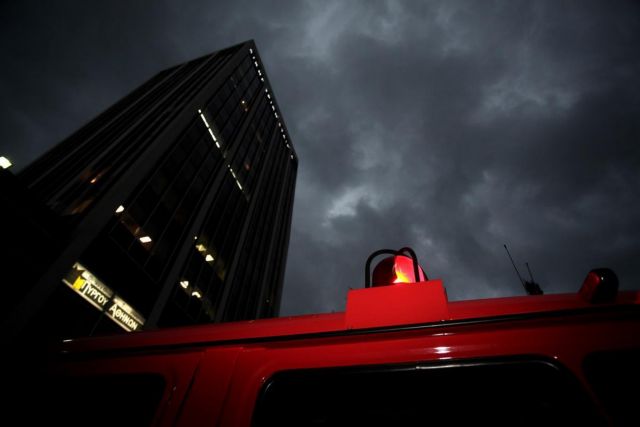 Αναστάτωση από μικρή πυρκαγιά στον Πύργο των Αθηνών