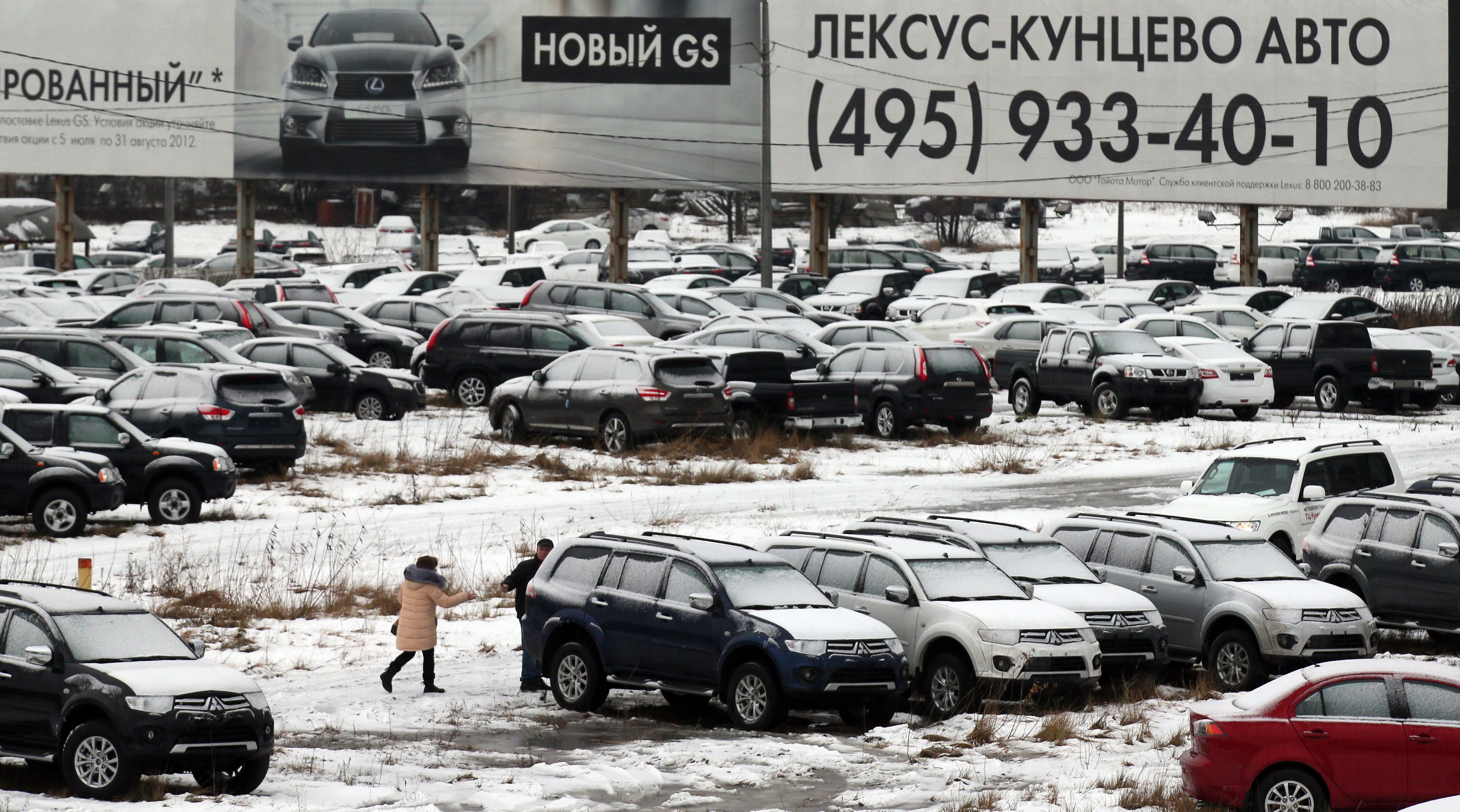 «Διάλειμμα» από τη ρωσική αγορά κάνουν GM, Audi και Jaguar-Land Rover