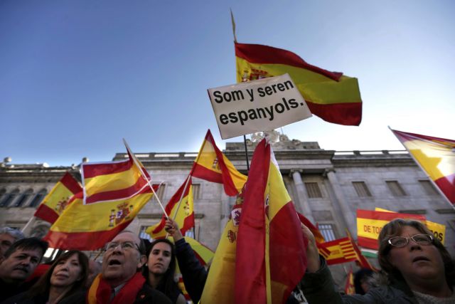 Ελαφρύ προβάδισμα απέκτησε το «όχι» στην ανεξαρτησία της Καταλονίας