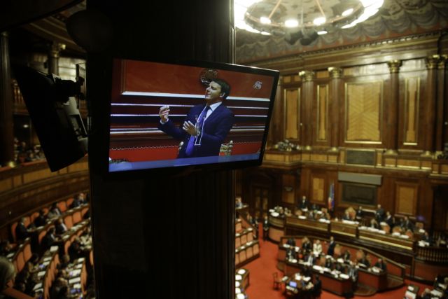 Ιταλική Γερουσία: Ψήφος εμπιστοσύνης στον Ρέντσι για τον προϋπολογισμό