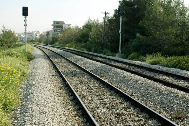 Νεκρός 40χρονος που παρασύρθηκε από τρένο στα Τρίκαλα