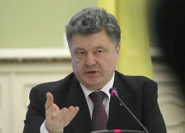 Νέες διαπραγματεύσεις Κιέβου-αυτονομιστών στο Μινσκ ανακοίνωσε ο Ποροσένκο