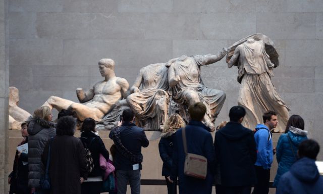 Forbes: Το Βρετανικό Μουσείο να επιστρέψει τα Γλυπτά στην Ελλάδα