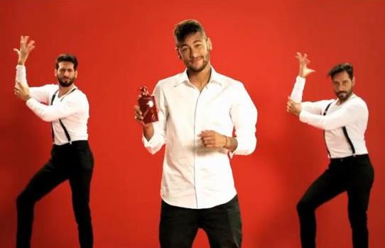 Ο Νεϊμάρ διαφημίζει (και) σαμπουάν στην Ιαπωνία