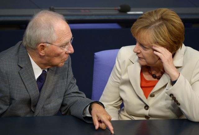 Κριτική Financial Times και Bloomberg στη Γερμανία για την ελληνική υπόθεση