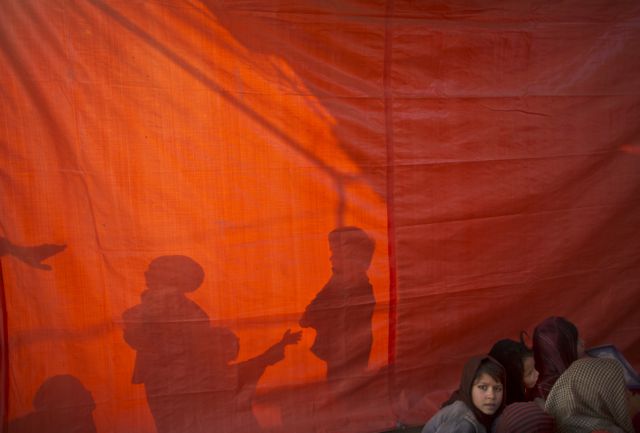 Ένοπλοι πυρπόλησαν σχολεία στο Πακιστάν