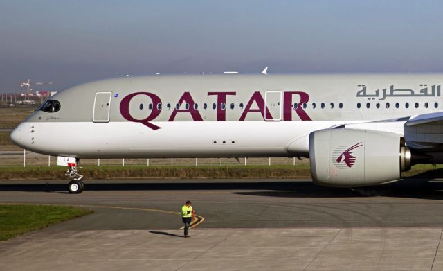 Πτήση της Qatar Airways πραγματοποίησε αναγκαστική προσγείωση στο Μάντσεστερ