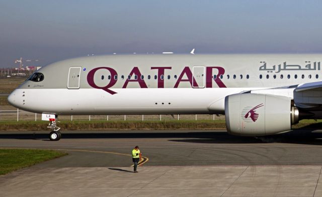 Πτήση της Qatar Airways πραγματοποίησε αναγκαστική προσγείωση στο Μάντσεστερ