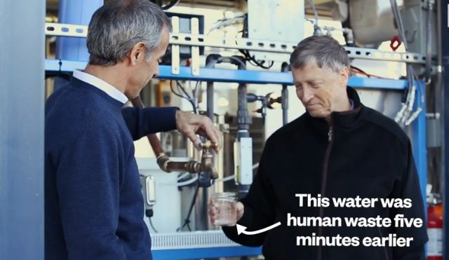 Γιατί ο Μπιλ Γκέιτς πίνει νερό από επεξεργασμένα κόπρανα;