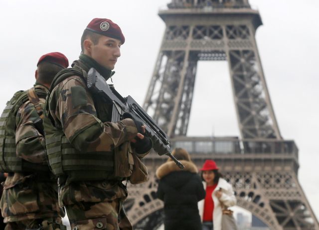 Χάος στη Γαλλία με παράλληλα θρίλερ μετά το Charlie Hebdo