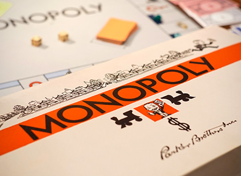 Monopoly: Το επιτραπέζιο που Μονοπωλεί για δεκαετίες το ενδιαφέρον μας!