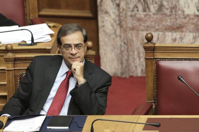 Χαρδούβελης: Η Ελλάδα θα μπορούσε από ατύχημα να βρεθεί εκτός ευρώ