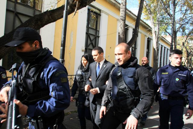 Αθώοι οι δημοσιογράφοι που είχε μηνύσει ο Ηλ.Κασιδιάρης