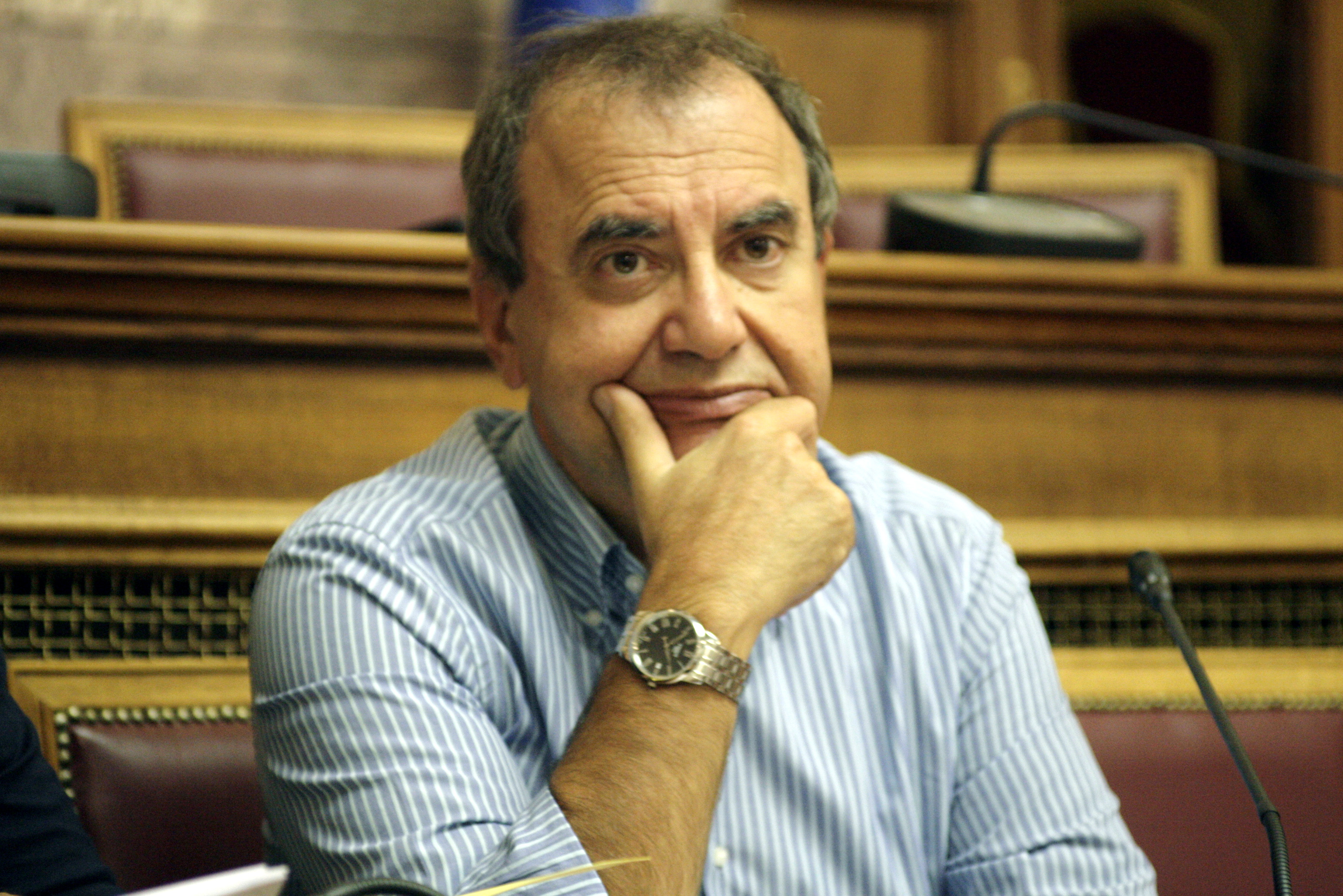 Στρατούλης: Οι 9.500 που απολύθηκαν από το Δημόσιο θα επιστρέψουν άμεσα