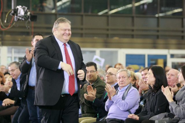 Βενιζέλος: O Tσίπρας είναι σαν τον Χάρι Πότερ, αλλά αν χρειαστεί θα συμμαχήσουμε