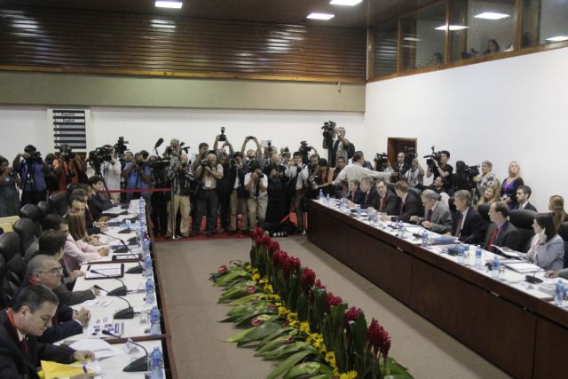 Ξεκίνησαν στην Αβάνα οι ιστορικές συνομιλίες μεταξύ Κούβας και ΗΠΑ