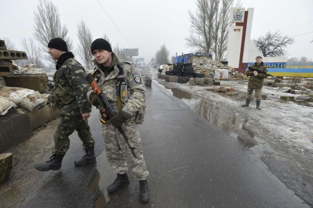 Την άμεση κατάπαυση του πυρός στην Ουκρανία ζητά το Παρίσι