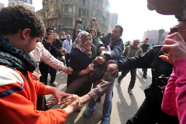Στο αίμα βάφεται μία ακόμα επέτειος από την ανατροπή Μουμπάρακ