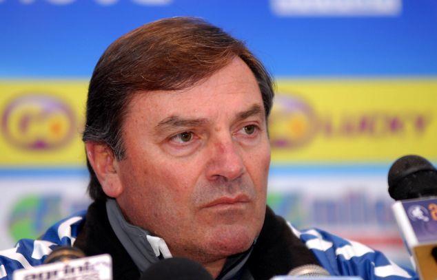 Παρελθόν από τον πάγκο της Λαμίας ο Μπάμπης Τεννές