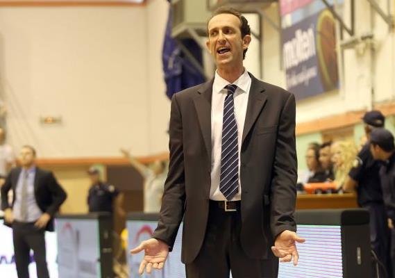 Ο Χουγκάζ διαδέχτηκε τον Αλεξανδρή στον πάγκο του Πανιωνίου