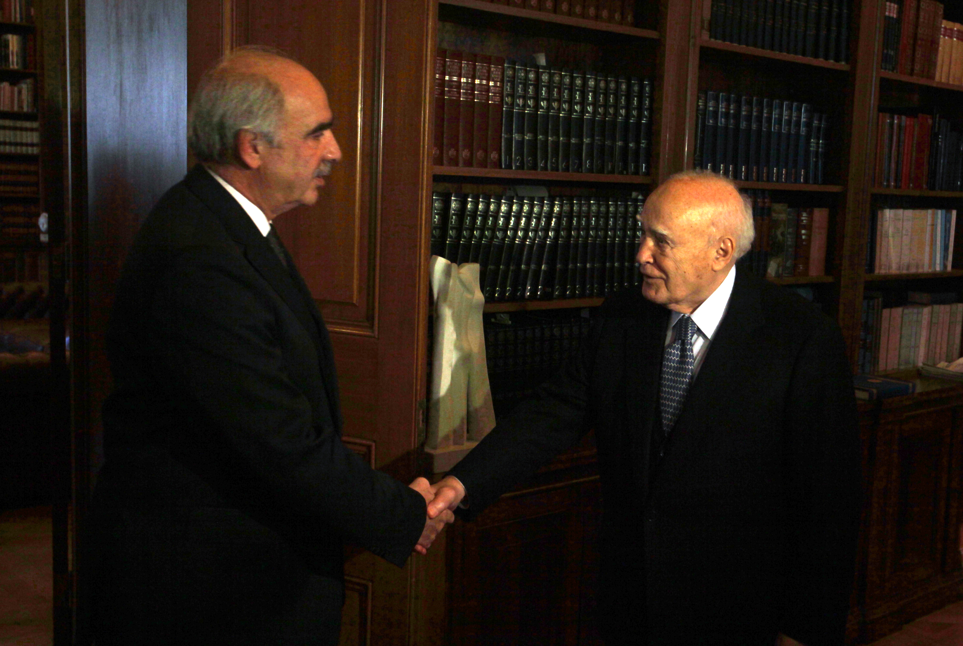 Στα χέρια του Προέδρου της Δημοκρατίας τα επίσημα αποτελέσματα των εκλογών