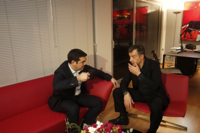 Θεοδωράκης: Θα περιμένουμε τις προγραμματικές δηλώσεις