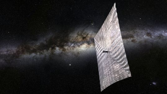 Ηλιακό ιστιοφόρο θα ανοίξει πανιά σε γήινη τροχιά