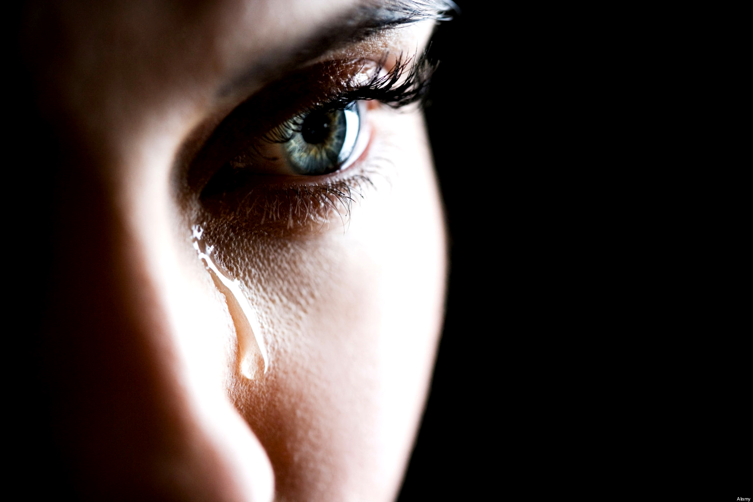 Γιατί οι γυναίκες κλαίνε περισσότερο από τους άνδρες;