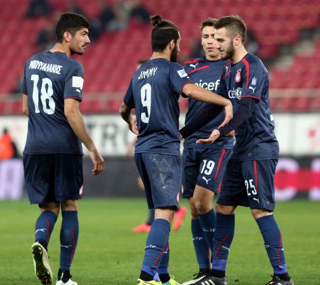 Ο Ολυμπιακός… μέθυσε τον Τύρναβο, πρόκριση για Χανιά και Πανιώνιο