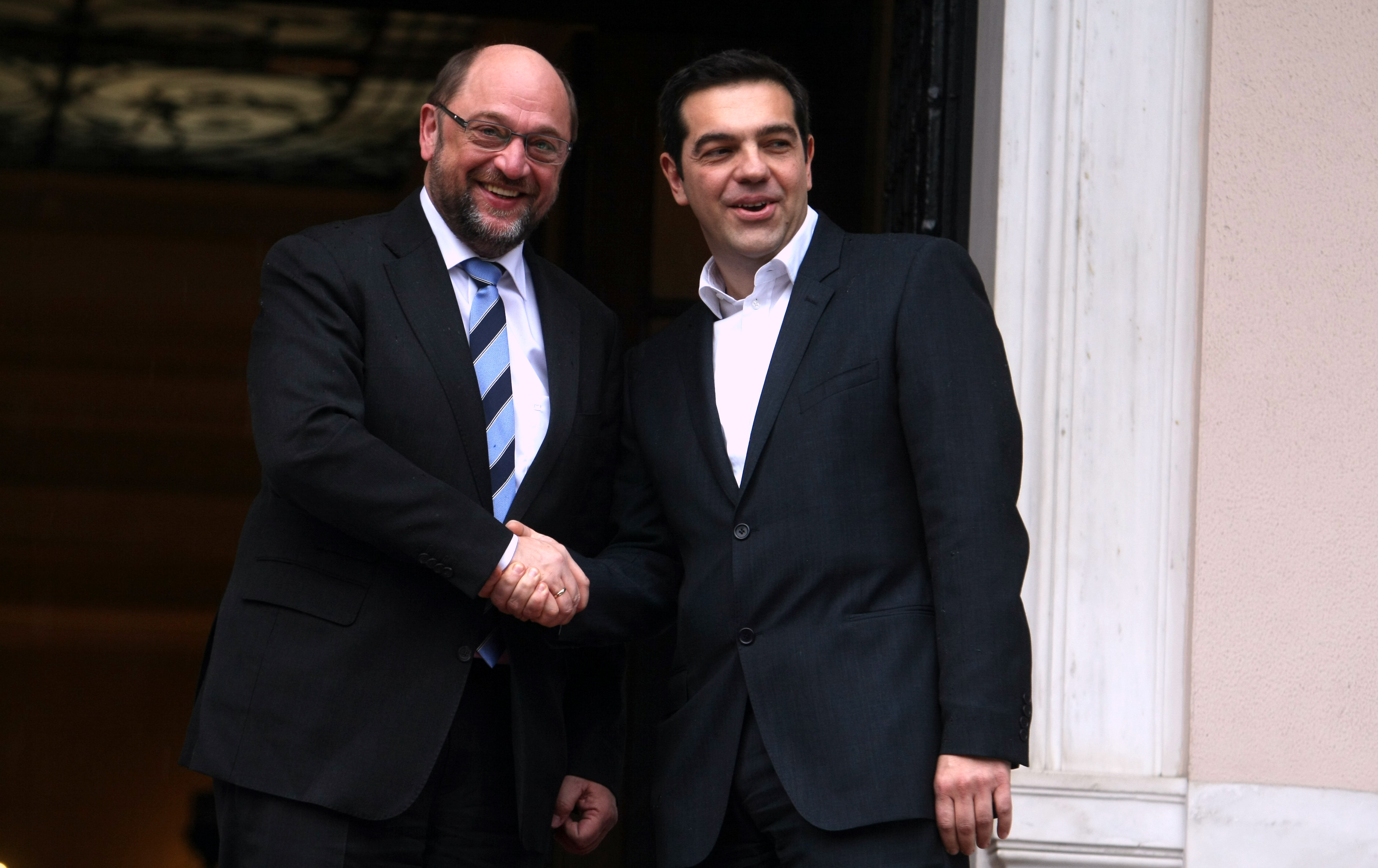 Σε εξέλιξη η συνάντηση Τσίπρα – Σουλτς στην Αθήνα