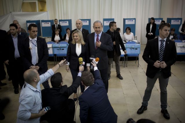 Σκάνδαλο με… τις άδειες φιάλες που επέστρεφε η κυρία Νετανιάχου