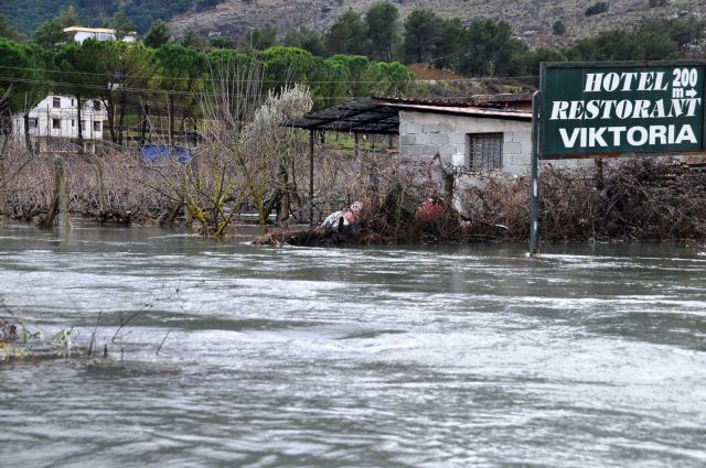 Νεκροί από την κακοκαιρία στη Βουλγαρία, πλημμύρες στην Αλβανία