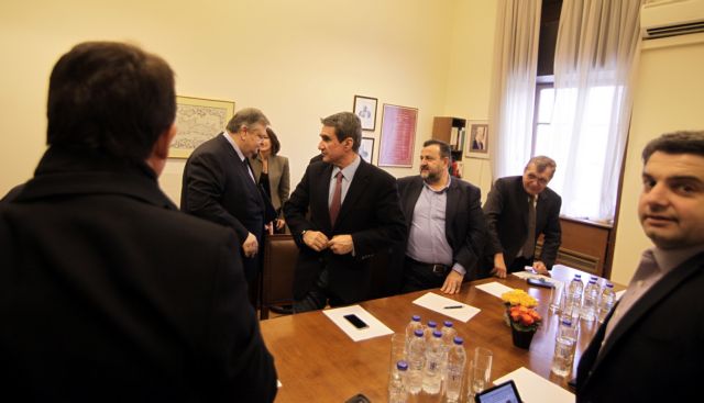 ΠΑΣΟΚ: «Ναι» στη Κωνσταντοπούλου, «όχι» σε ψήφο εμπιστοσύνης